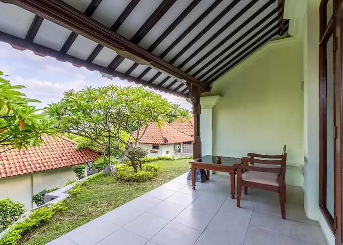 Taman Surgawi & 4* Jasri