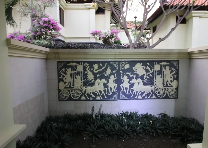 Taman Surgawi & リゾート 4*