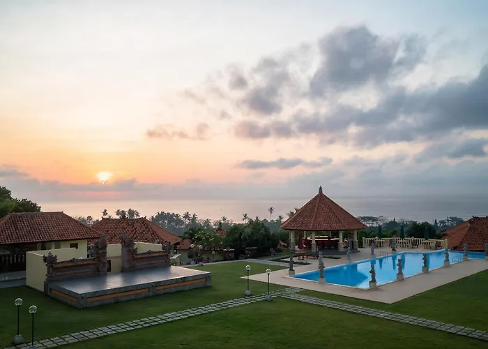 Taman Surgawi & 4*